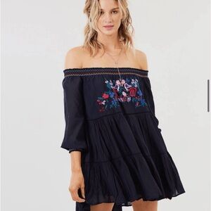 Free People Sunbeams Off Shoulder Embroidered Dress Mini Size Medium Boho